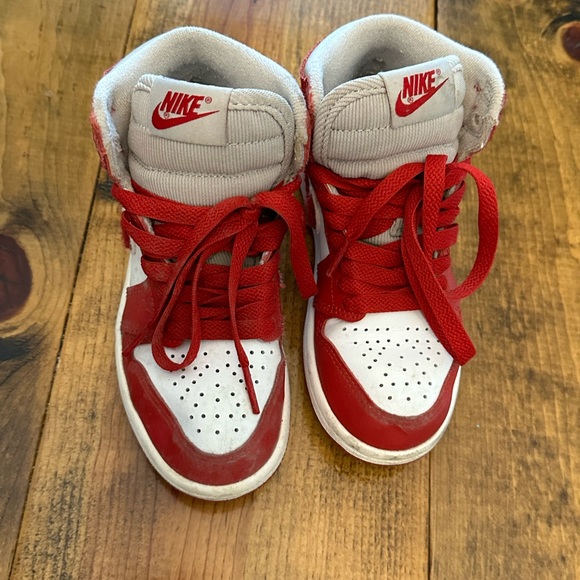 Nike Air Jordan Shoes - Red - Toddler - 12C - Picture 3 of 5